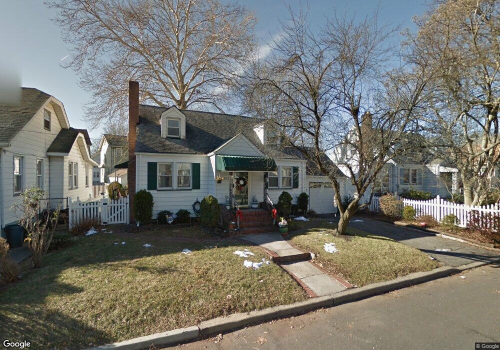 1003 Wheatsheaf Rd, Linden, NJ 07036 - photo 1