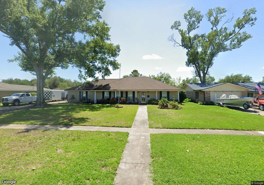 1367 Jefferson Dr, Lake Charles, LA 70605 - photo 1