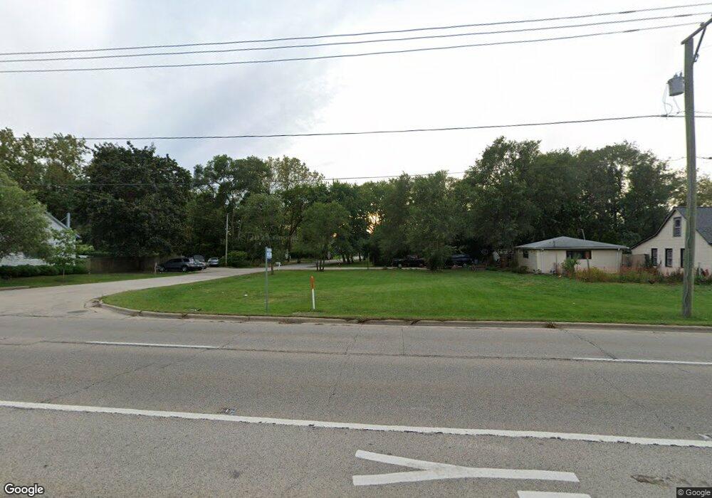 35876 N Green Bay Rd, Waukegan, IL 60085 - photo 1