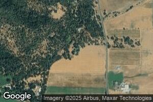 16794 Watergap Rd, Williams, OR 97544
