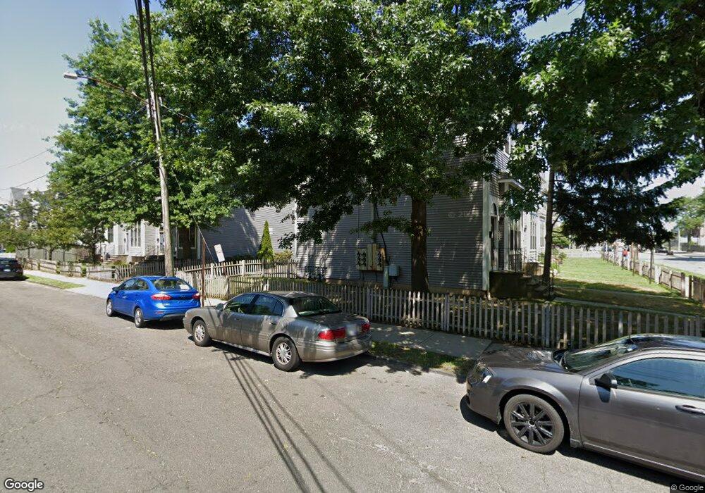 829 Park Ave unit 829, Bridgeport, CT 06604 - photo 1