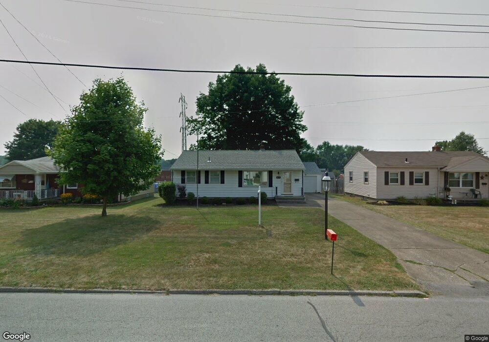 933 Garfield St, Struthers, OH 44471 - photo 1