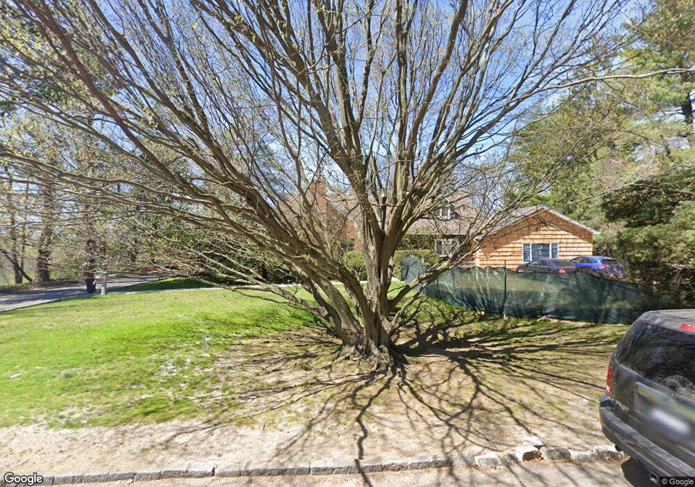 203 W Shore Rd unit C, Great Neck, NY 11024 - photo 1