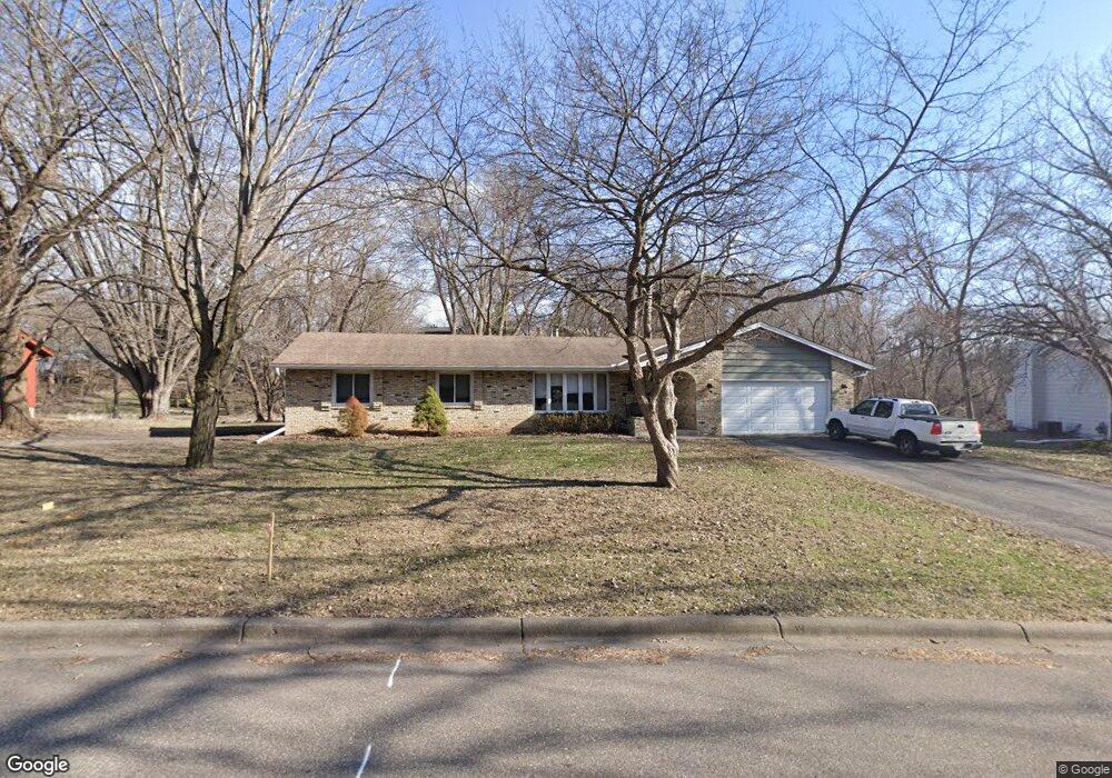 16531 Creekside Ln, Minnetonka, MN 55345 - photo 1