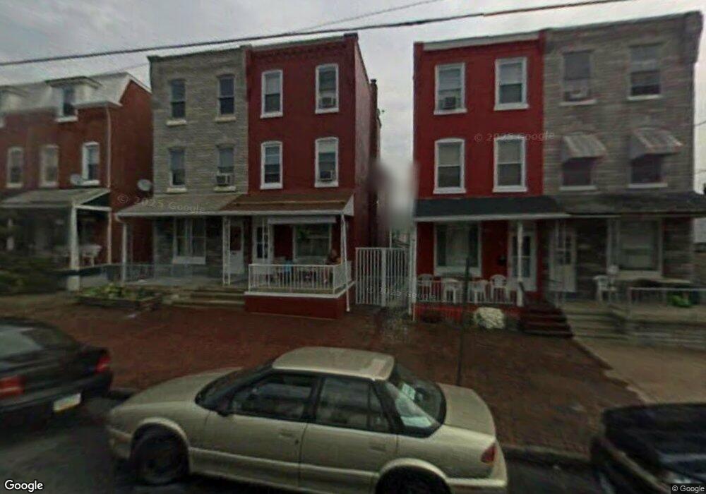 719 N Front St, Reading, PA 19601 - photo 1