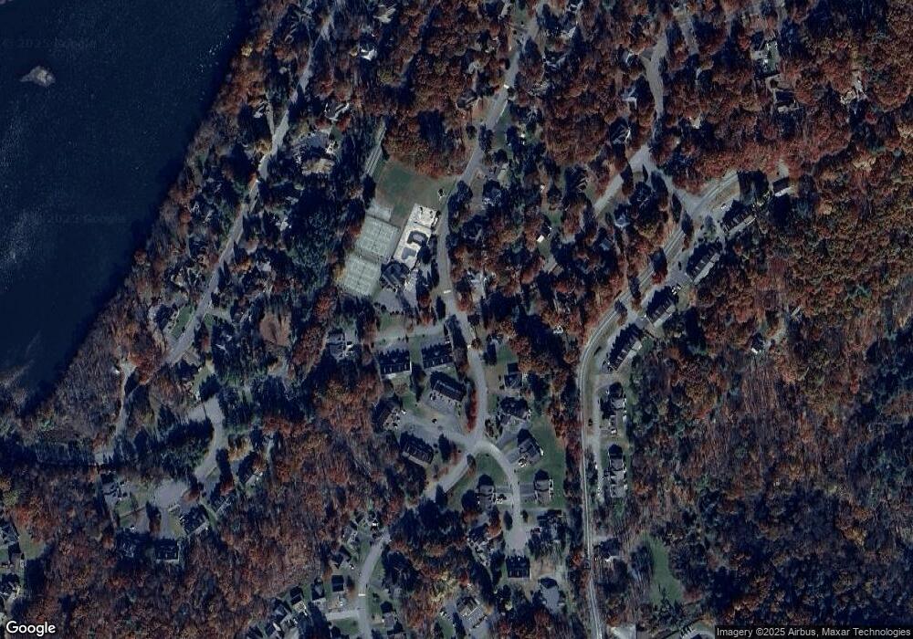 353 Escoll Dr, East Stroudsburg, PA 18301 - photo 1