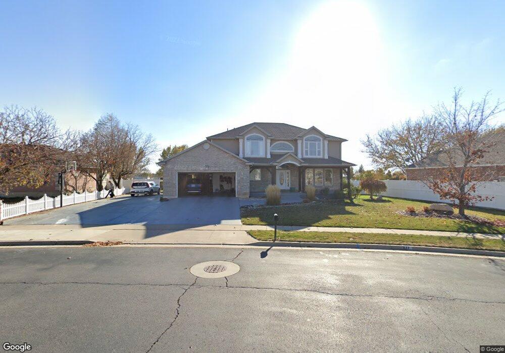 937 W 2525 S, Syracuse, UT 84075 - photo 1