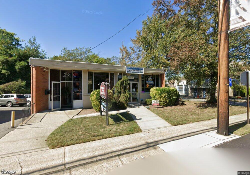 201 Rochelle Ave, Rochelle Park, NJ 07662 - photo 1