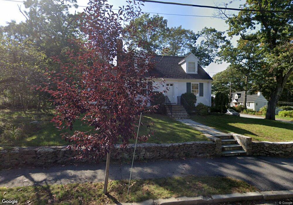 39 White Pine Rd, Newton Upper Falls, MA 02464 - photo 1