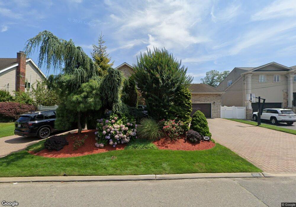 2042 Byron Rd, Merrick, NY 11566 - photo 1