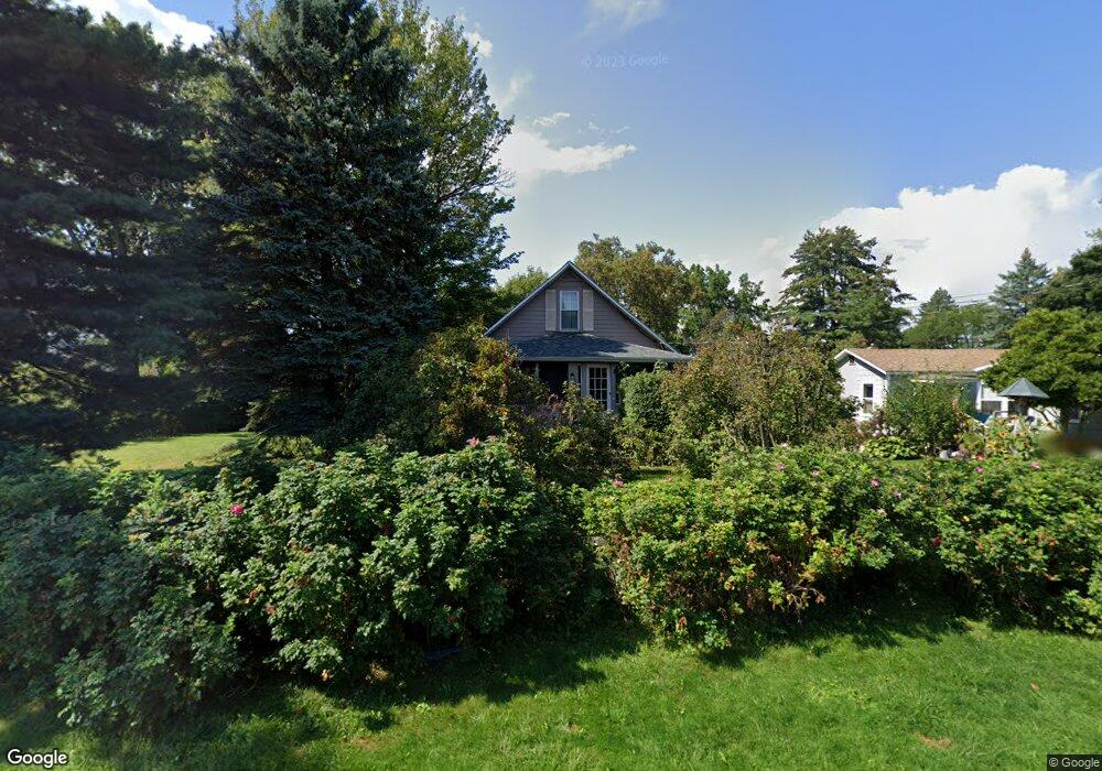 33 Orchard Rd, South Burlington, VT 05403 - photo 1