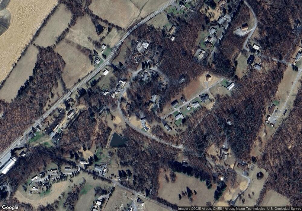 124 Douglas Ln, Berkeley Springs, WV 25411 - photo 1