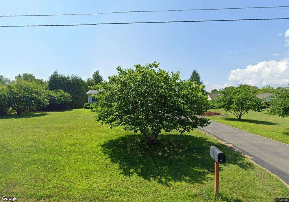 31 Brown Cross Rd, Sunderland, MA 01375 - photo 1