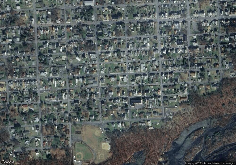 1232 W Montgomery St, Coal Township, PA 17866 - photo 1