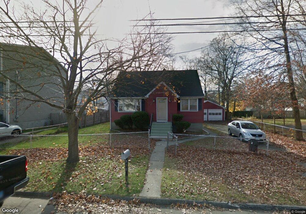 373 Roosevelt Ave, Stratford, CT 06615 - photo 1