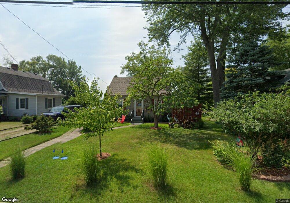 801 N Elm St, Three Oaks, MI 49128 - photo 1