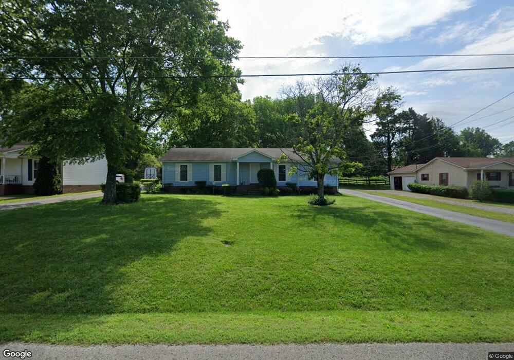 207 Keenan Ln, Shelbyville, TN 37160 - photo 1