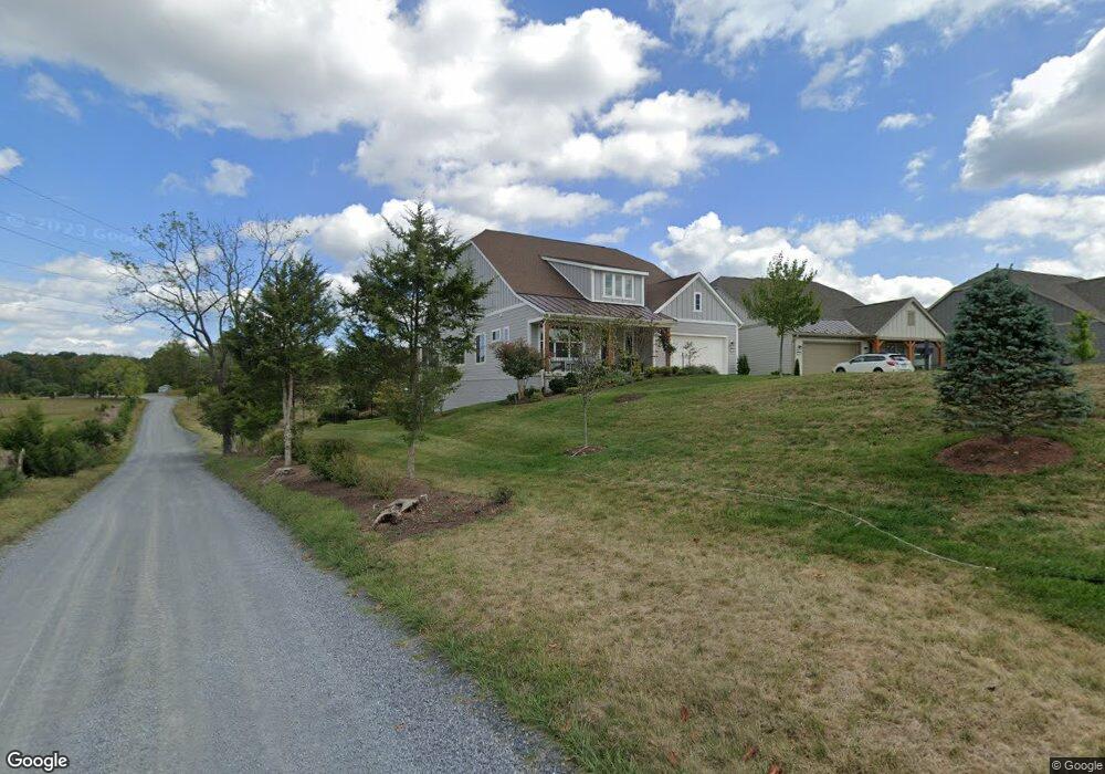 158 Song Sparrow Dr, Lake Frederick, VA 22630 - photo 1