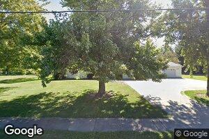 809 S Iowa St, Ashmore, IL 61912