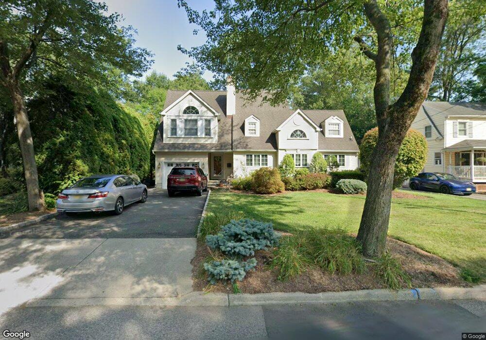 716 Elm Ave, River Edge, NJ 07661 - photo 1