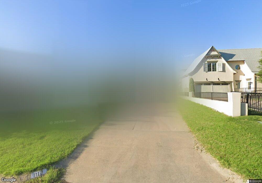 1118 Marlboro Ln, Nichols Hills, OK 73116 - photo 1