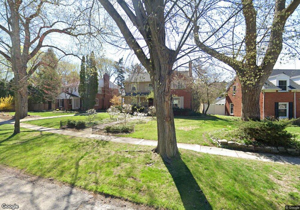 286 Abbey St, Birmingham, MI 48009 - photo 1