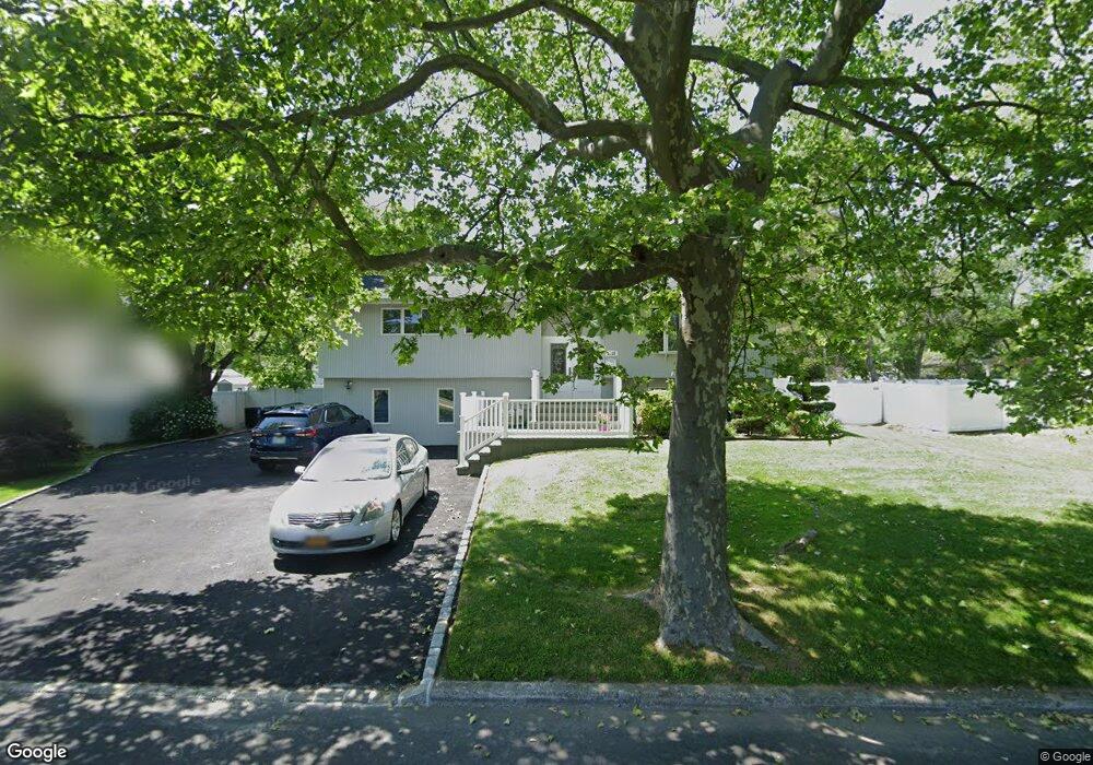 1015 Commack Rd, Dix Hills, NY 11746 - photo 1