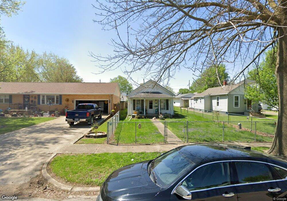 715 Decatur St, Lincoln, IL 62656 - photo 1