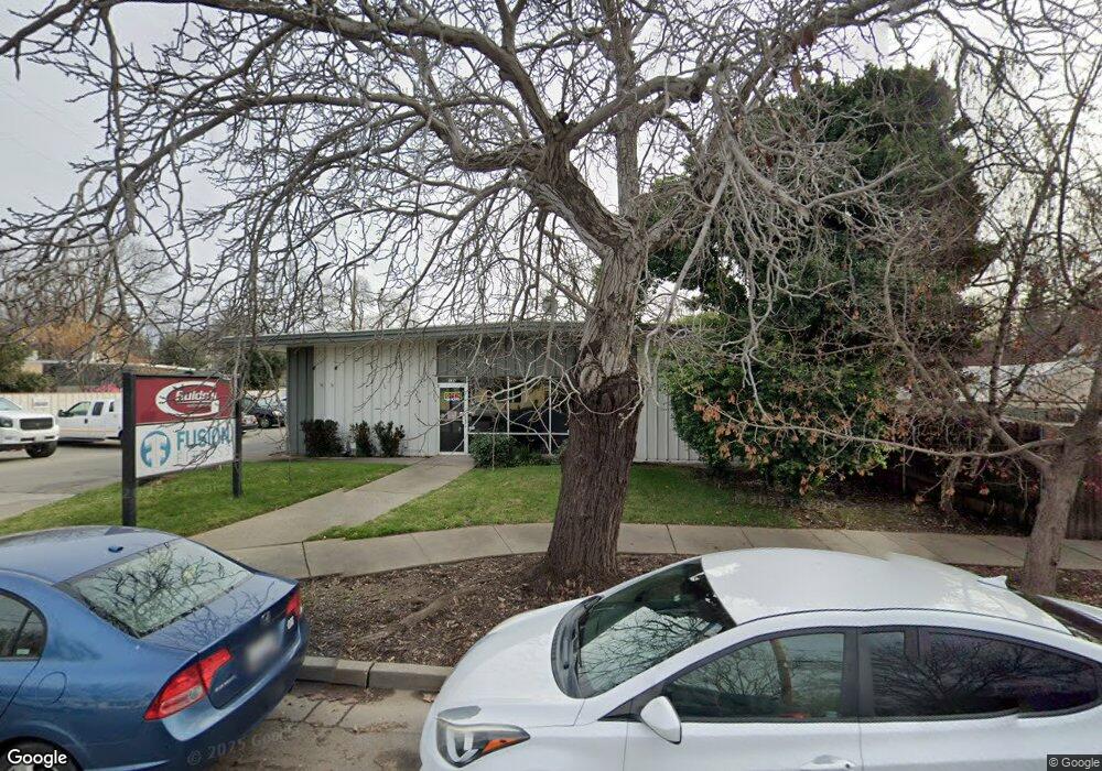 135 W 8th Ave, Chico, CA 95926 - photo 1