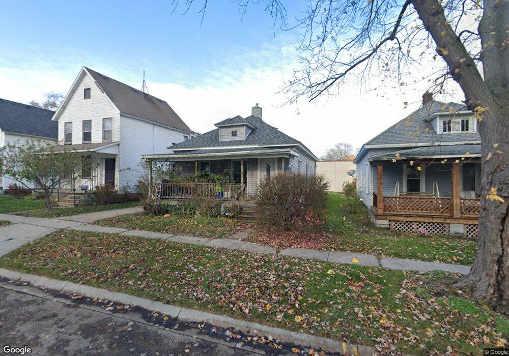 1015 Gillett St, Port Huron, MI 48060 - photo 1