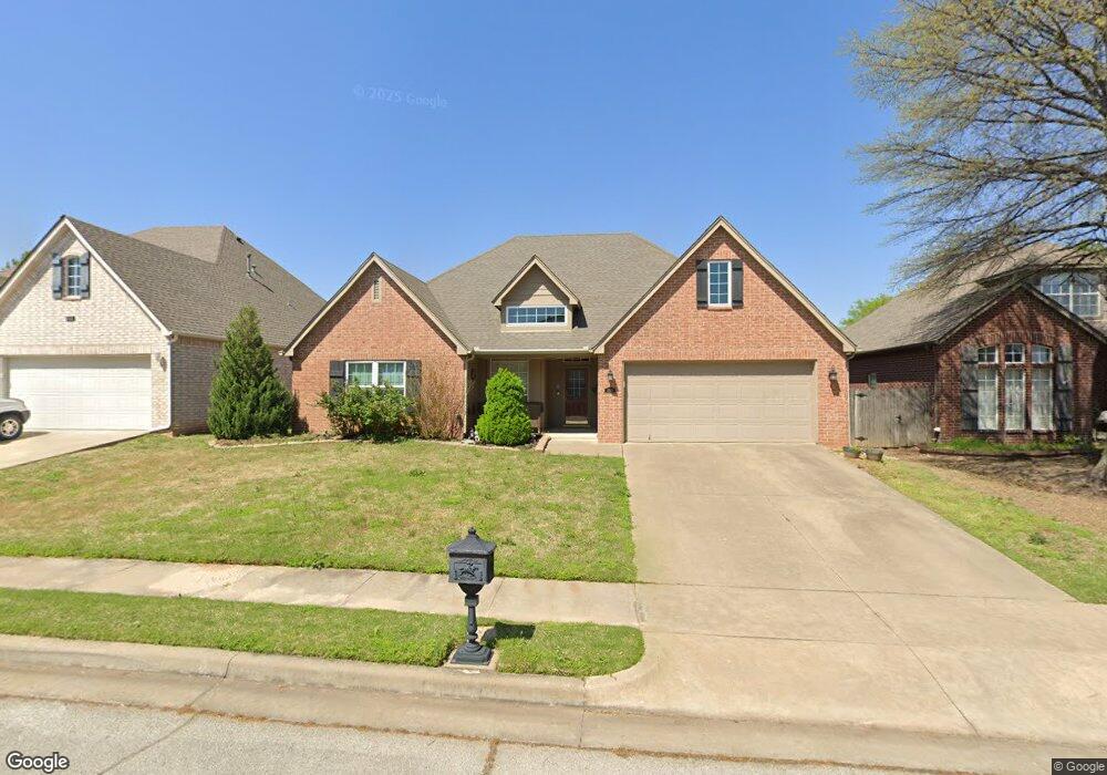 2925 W H St, Jenks, OK 74037 - photo 1