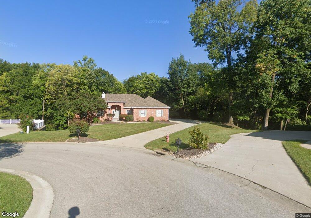 201 Barrington Ln, Glen Carbon, IL 62034 - photo 1