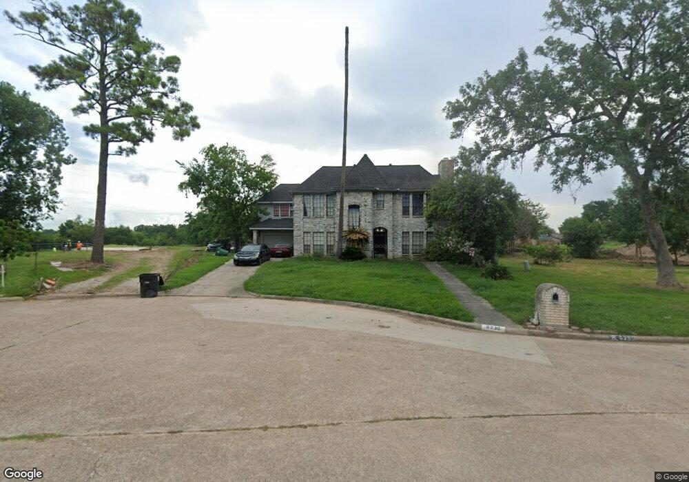 6230 Oak Pass Dr, Houston, TX 77091 - photo 1