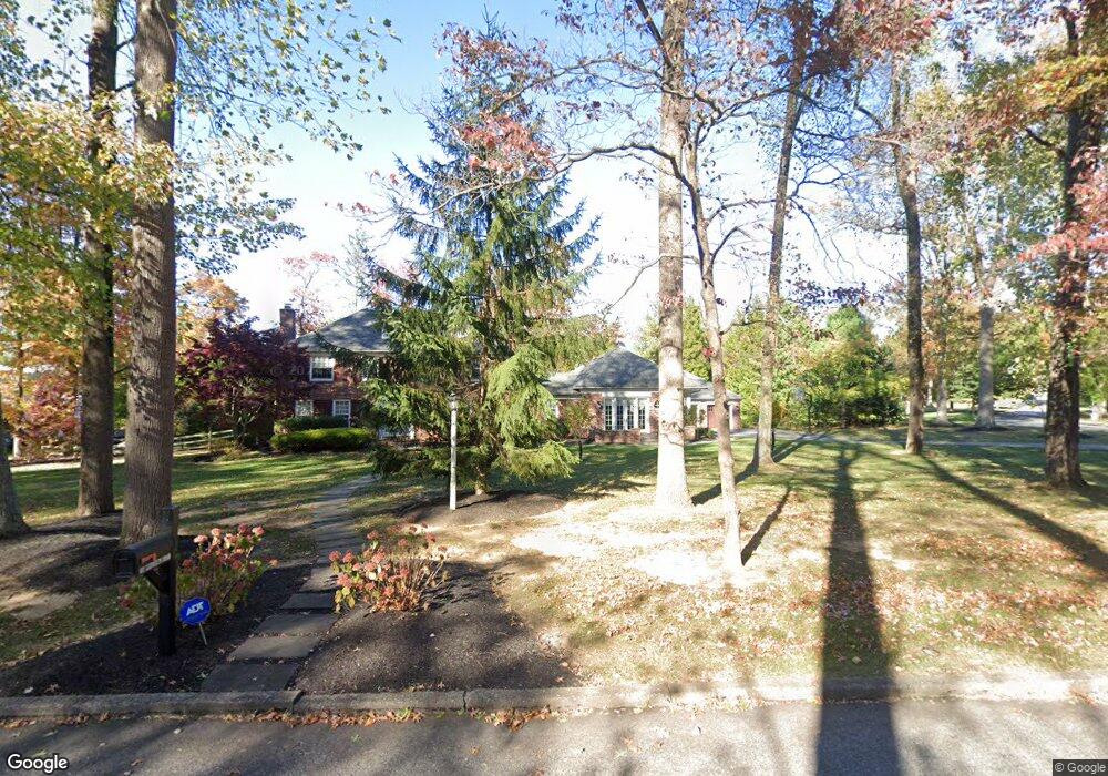 641 Llewelyn Rd, Berwyn, PA 19312 - photo 1