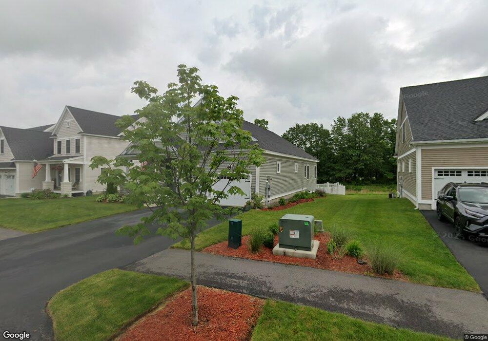 33 Catesby Ln, Londonderry, NH 03053 - photo 1