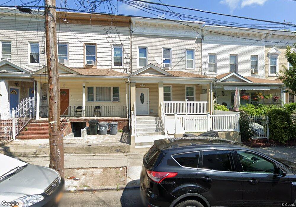 8787 109th St, Richmond Hill, NY 11418 - photo 1