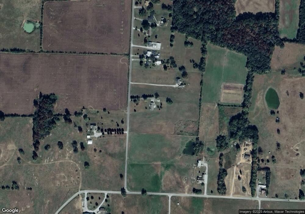 335 Henderson Rd, Shelbyville, TN 37160 - photo 1