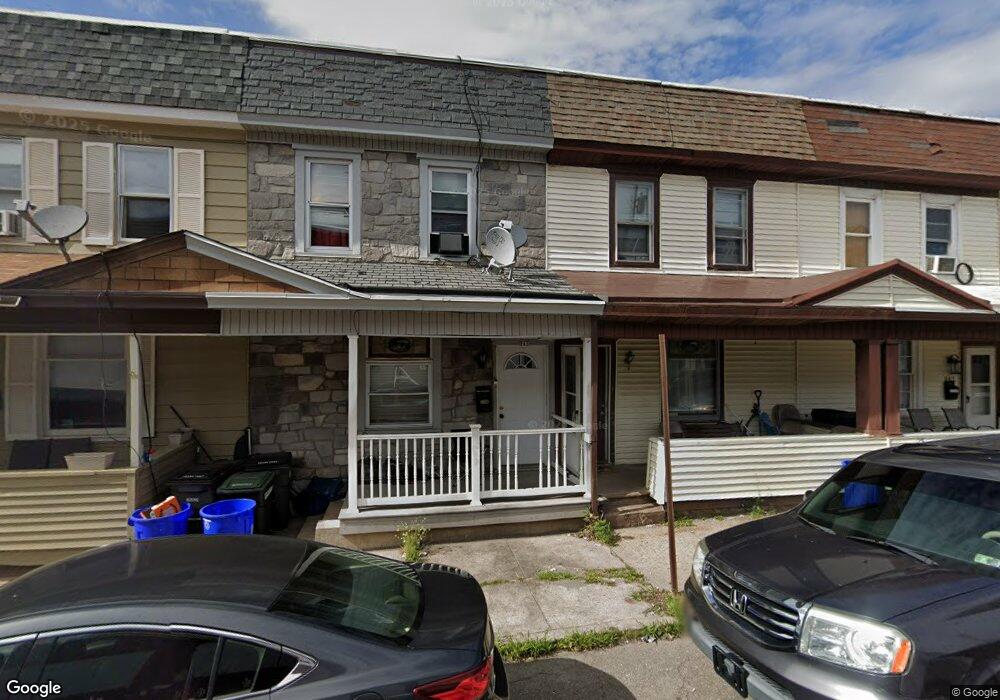 945 W 3rd St, Hazleton, PA 18201 - photo 1