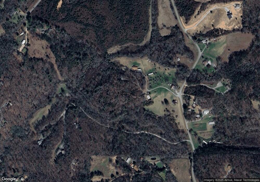 79 Casey Ln, Mineral Bluff, GA 30559 - photo 1