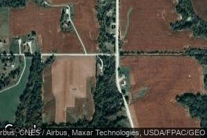 10101 155th St, Burlington, IA 52601