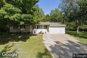 1153 Oakview Dr, Columbus Junction, IA 52738