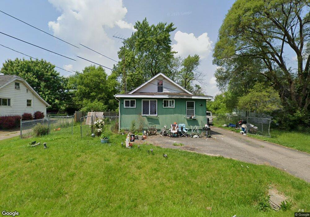1568 Ryan St, Flint, MI 48532 - photo 1