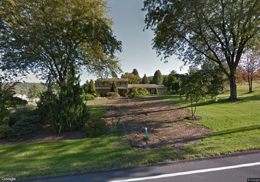 1496 Cedar Top Rd, Reading, PA 19607 - photo 1