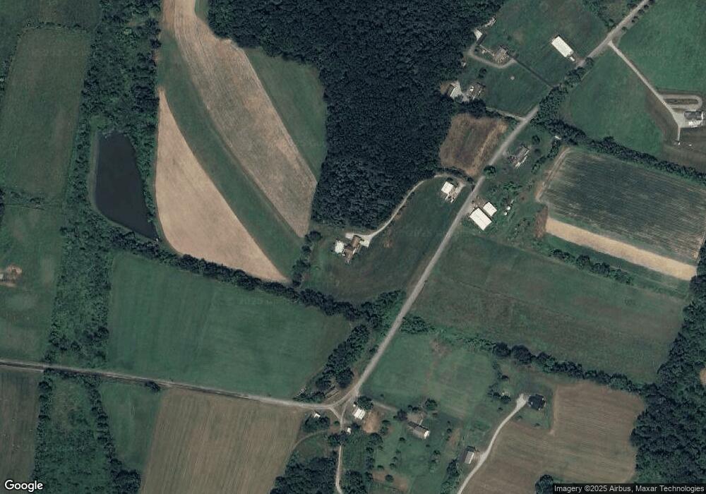 149 Sweet Corn Ln, Falls, PA 18615 - photo 1