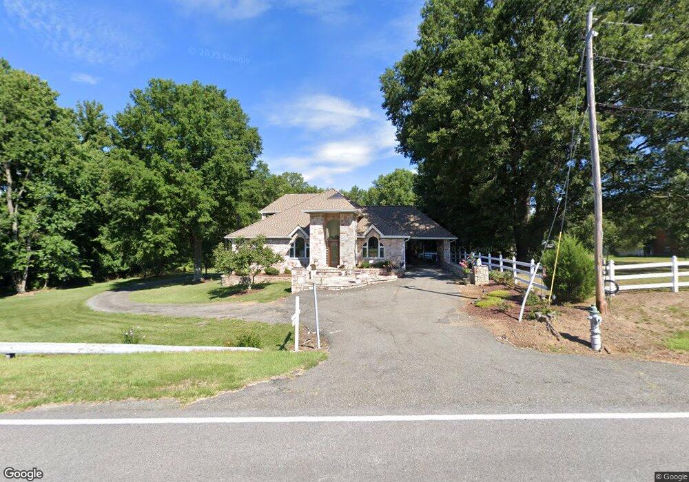 18505 Indian Head Hwy, Accokeek, MD 20607 - photo 1