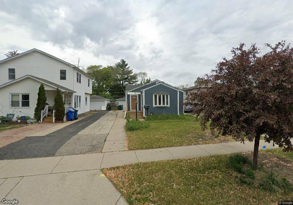 1018 Graceland Ave, Des Plaines, IL 60016 - photo 1