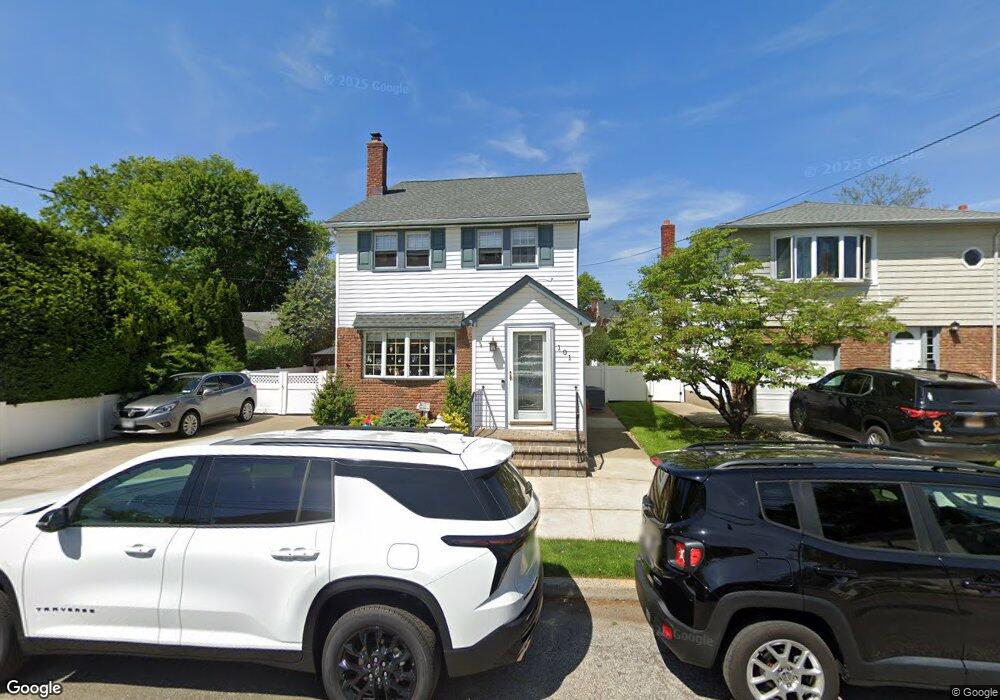 101 Madison Ave, Franklin Square, NY 11010 - photo 1