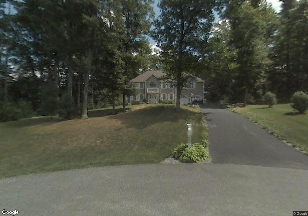 37 Gaudet Ln, Pelham, NH 03076 - photo 1