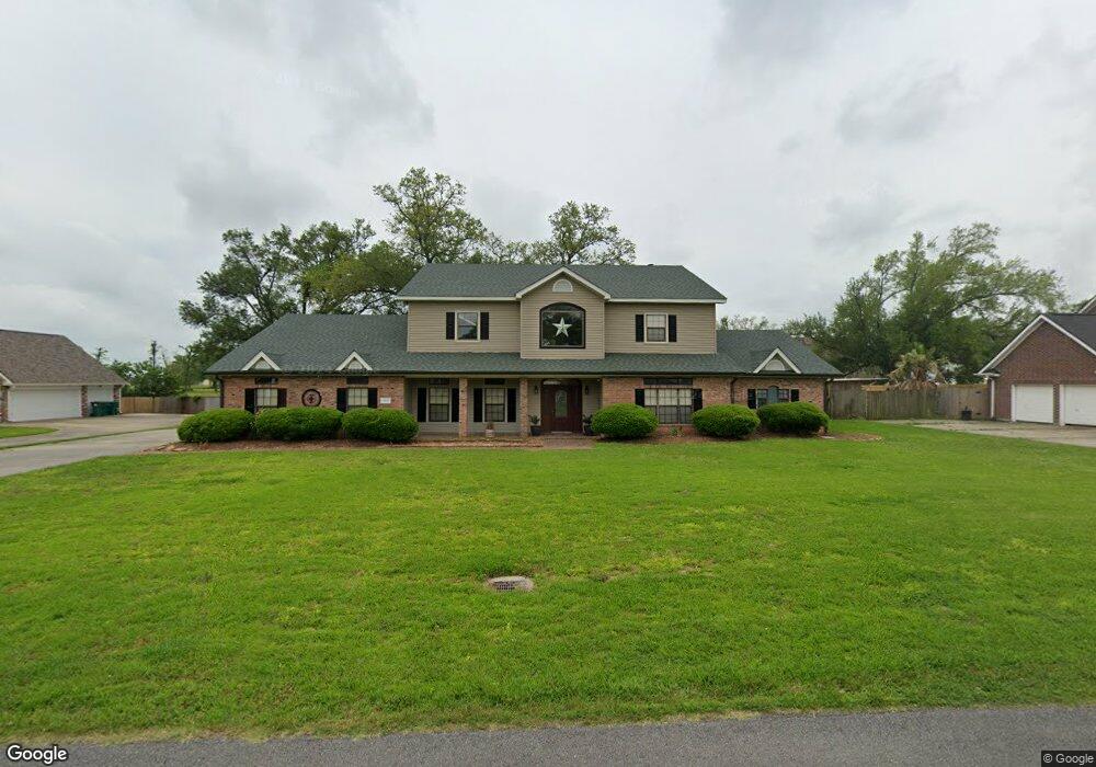 1901 Plantation Dr, Lake Charles, LA 70605 - photo 1