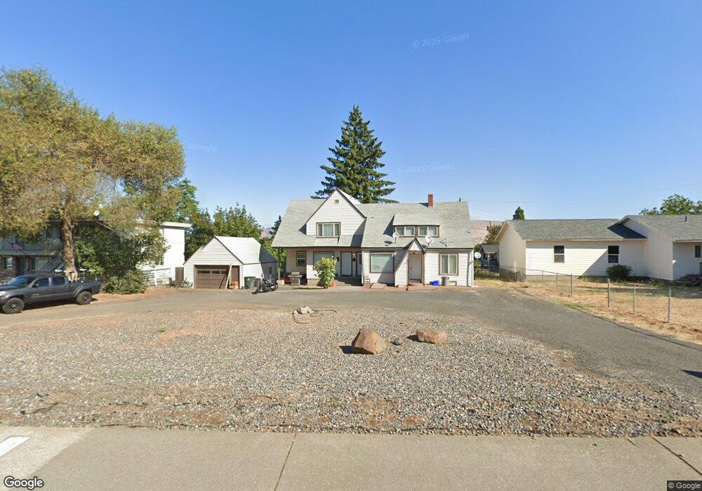 1815 E 10th St, the Dalles, OR 97058 - photo 1